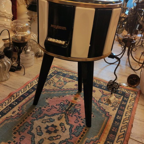 Vintage 1950s aerothermo used, functional
