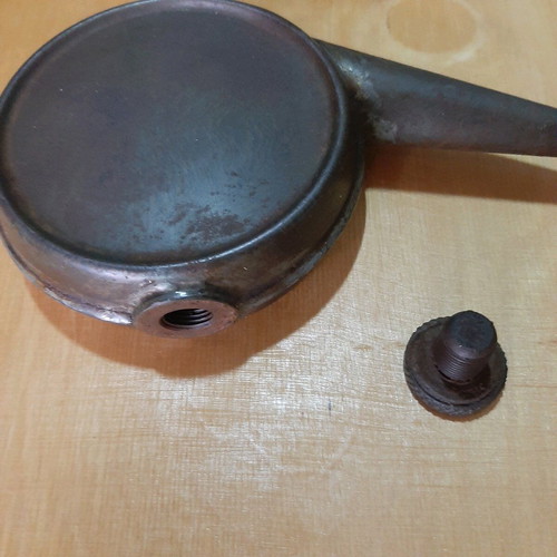 German World War II oil can used, collectible