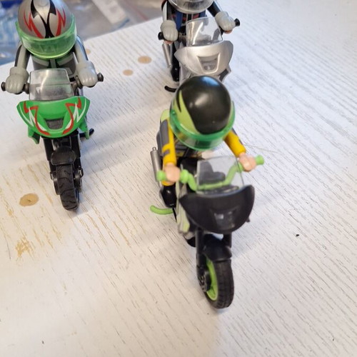 Playmobil motorcycles like new, pack
