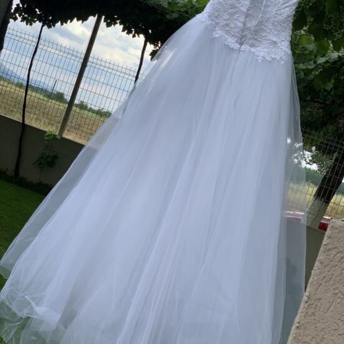Wedding dress, size M, corset, fits size S