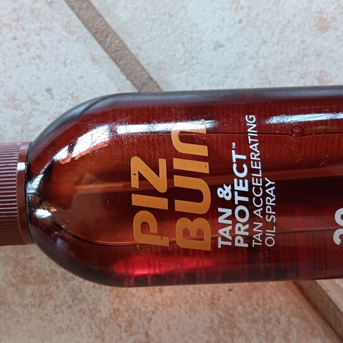 Piz Buin tanning oil with SPF 30 new