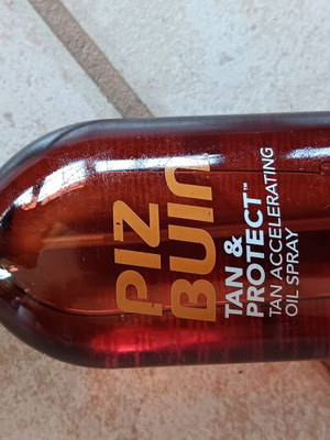 Piz Buin tanning oil with SPF 30 new