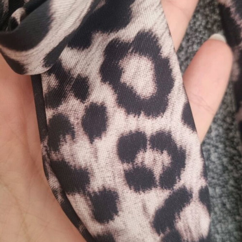 Crop bell pants with animal print belt used, size medium