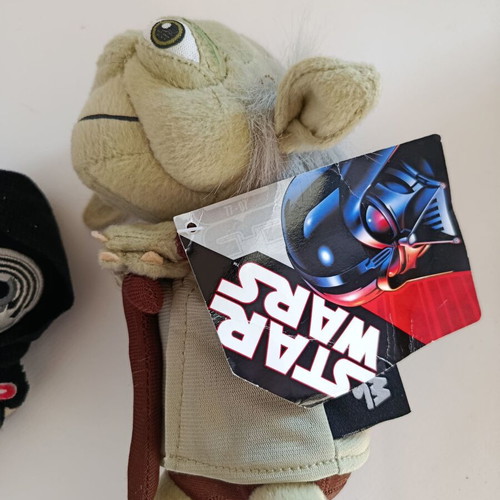 Star Wars Yoda and Kylo Ren plush set like new