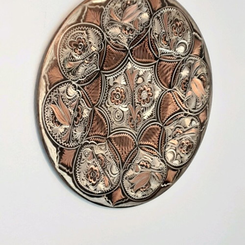 Decorative wall plates like new, set of 2, sizes 30cm and 23cm