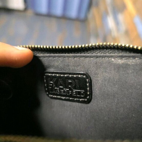 Karl Lagerfeld women's cardholder used, black, genuine leather