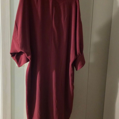 Wild Wood Midi Dress like new, burgundy, 3/4 sleeve, loose fit