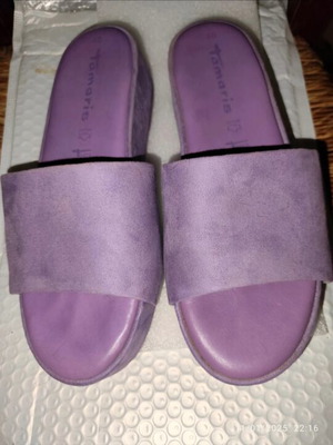 Tamaris flatforms size 40 like new, eco suede, purple