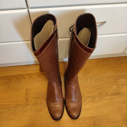 New Matic women's leather riding boots size 36, like new, brown