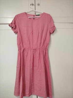 Benetton girls' dress 13-14 like new, pink watermelon color