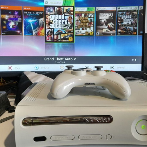 Xbox 360 Original 320GB softmodded console with many games and emulators
