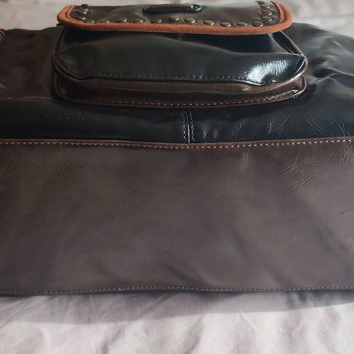 Carpisa handbag black and brown, like new with suede details