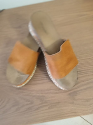 Shoes used, orange platform sandals, size 39