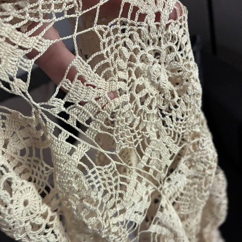Vintage Handmade Crochet Tablecloth like new, cotton, ecru
