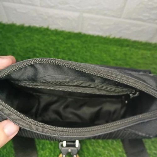 Trapstar Crossbody Bag like new, black