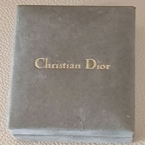 Authentic Dior tie pin new, silver with gold details