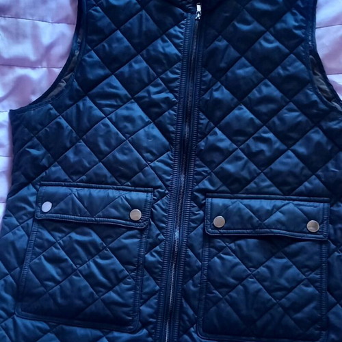 Black vest new, unworn, Arrow size L