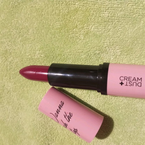 Limited Edition Lipstick Fashion Victim by DUST+CREAM like new