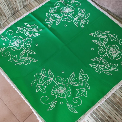 Vintage handmade embroidered tablecloth new, 72x72 cm