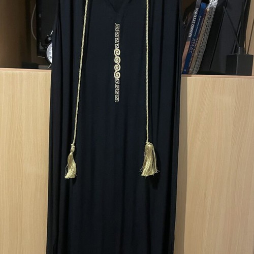 Kaftan long with side slit, like new, black and gold