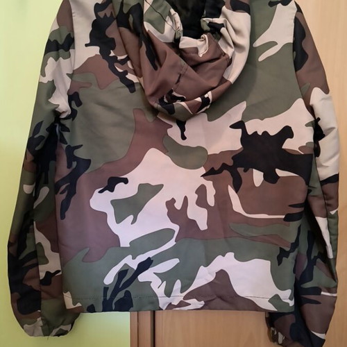 Pink Woman sports jacket like new, camouflage design, size S
