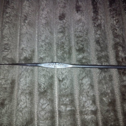 Tulip crochet hook number 16 (0.8 mm) like new