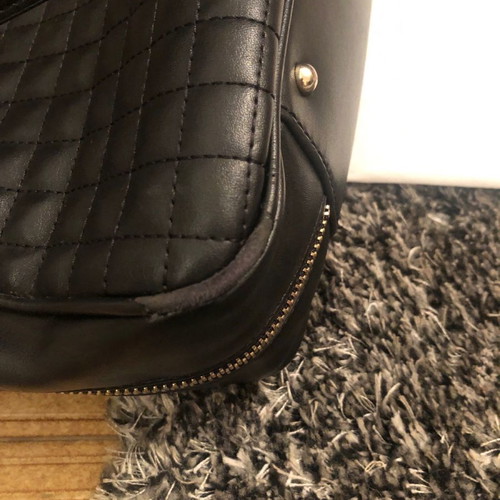 Guess black leather quilted shoulder bag used