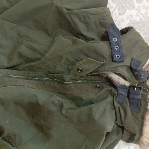 Benetton women's parka jacket like new, khaki with hood and lining