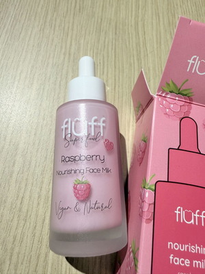 Fluff θρεπτικό γαλάκτωμα προσώπου με σμέουρο
