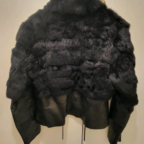 Women's black leather jacket with fur Medium like new