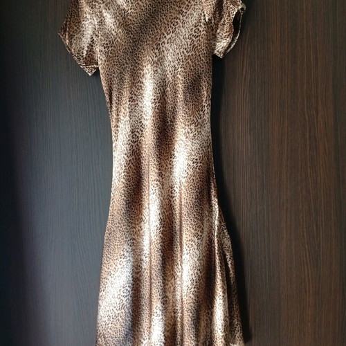 Women's leopard print dress new, size M, 100% viscose