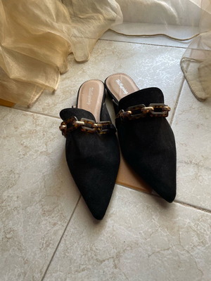 Shoes size 40 unused