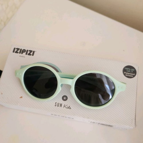 IZIPIZI baby sunglasses used, mint color