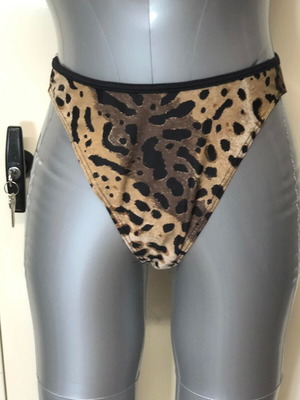 Meni CLAB bikini bottom used, size M, black brown