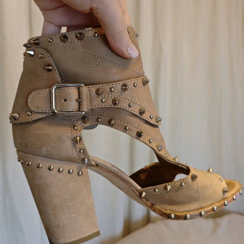 Laurence Dacade Deric studded leather sandals used, beige, size 41