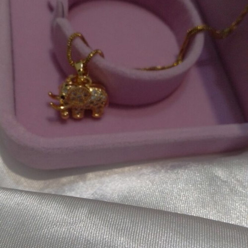 Necklace with gold-plated steel elephant new