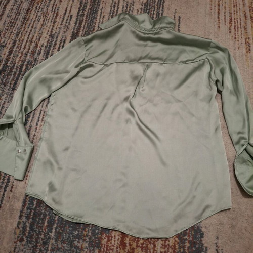 Zara satin shirt like new, size M, green