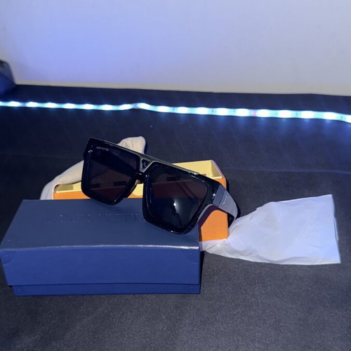 LV black sunglasses