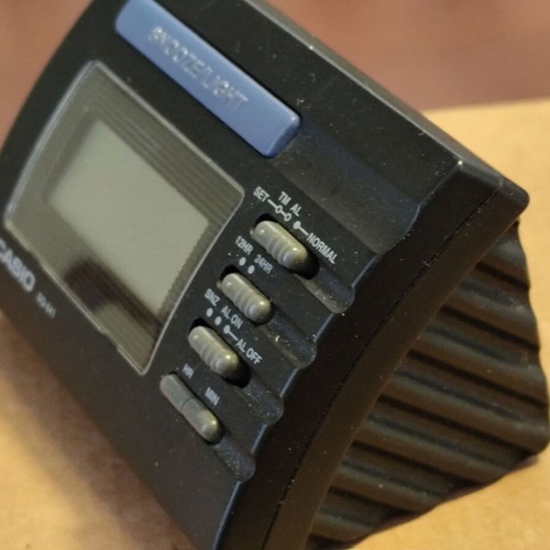 Casio DQ-541 digital table clock like new