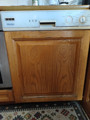 Miele DE LUXE G590 SC dishwasher used, for parts or repair