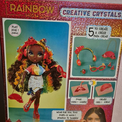 Rainbow High Iris Bow doll new in box