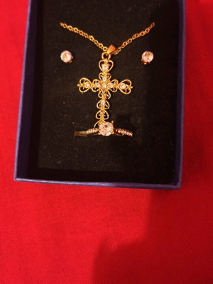 Σετ κοσμημάτων Swarovski σαν καινούργιο, χρυσαφί