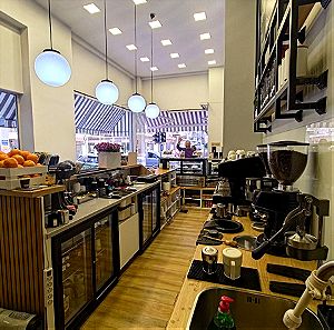 OPPORTUNITY - Own the rights to Operate a Profitable Coffee Shop in the center of Athens!