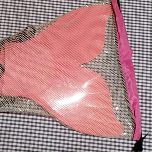 Mermaid monofin used with 3 sand toys