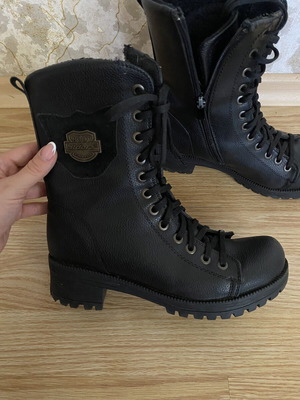 Black boots size 36, narrow fit