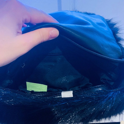 Fur shoulder bag new black
