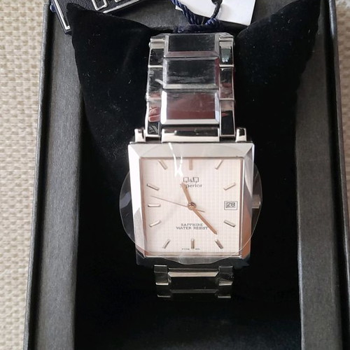 Q&Q Superior wristwatch women's new