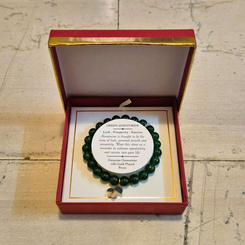 Unisex Bracelet with Green Onyx and 14K Gold-Plated Brass Mushrooms