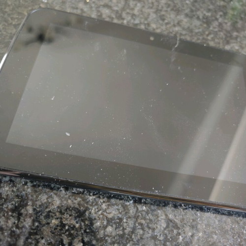 Asus Transformer 2 in 1 Tablet with Keyboard Dock and Hudle Tablet