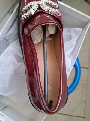 Women's shoes size 39 new, red